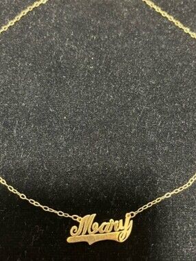 Mary Script Nameplate Necklace 10k Yellow  gold